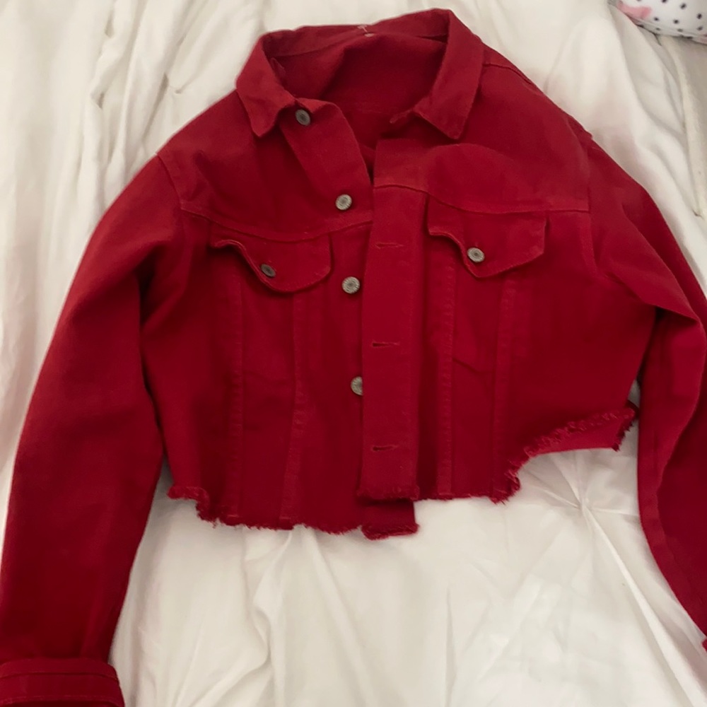 Red cropped Jean jacket❤️‍🔥